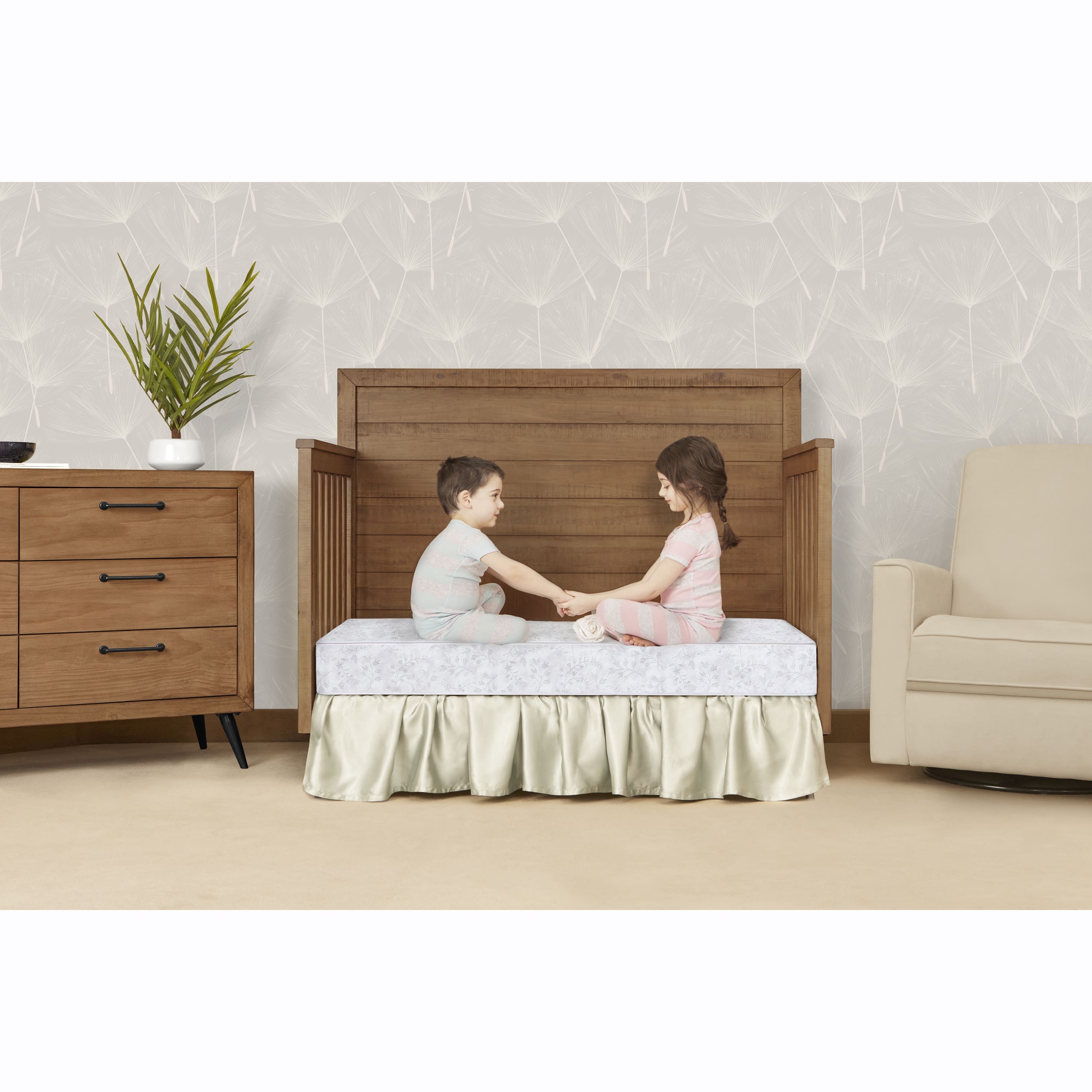 81-W-GREY_Rmscene_Kids_01