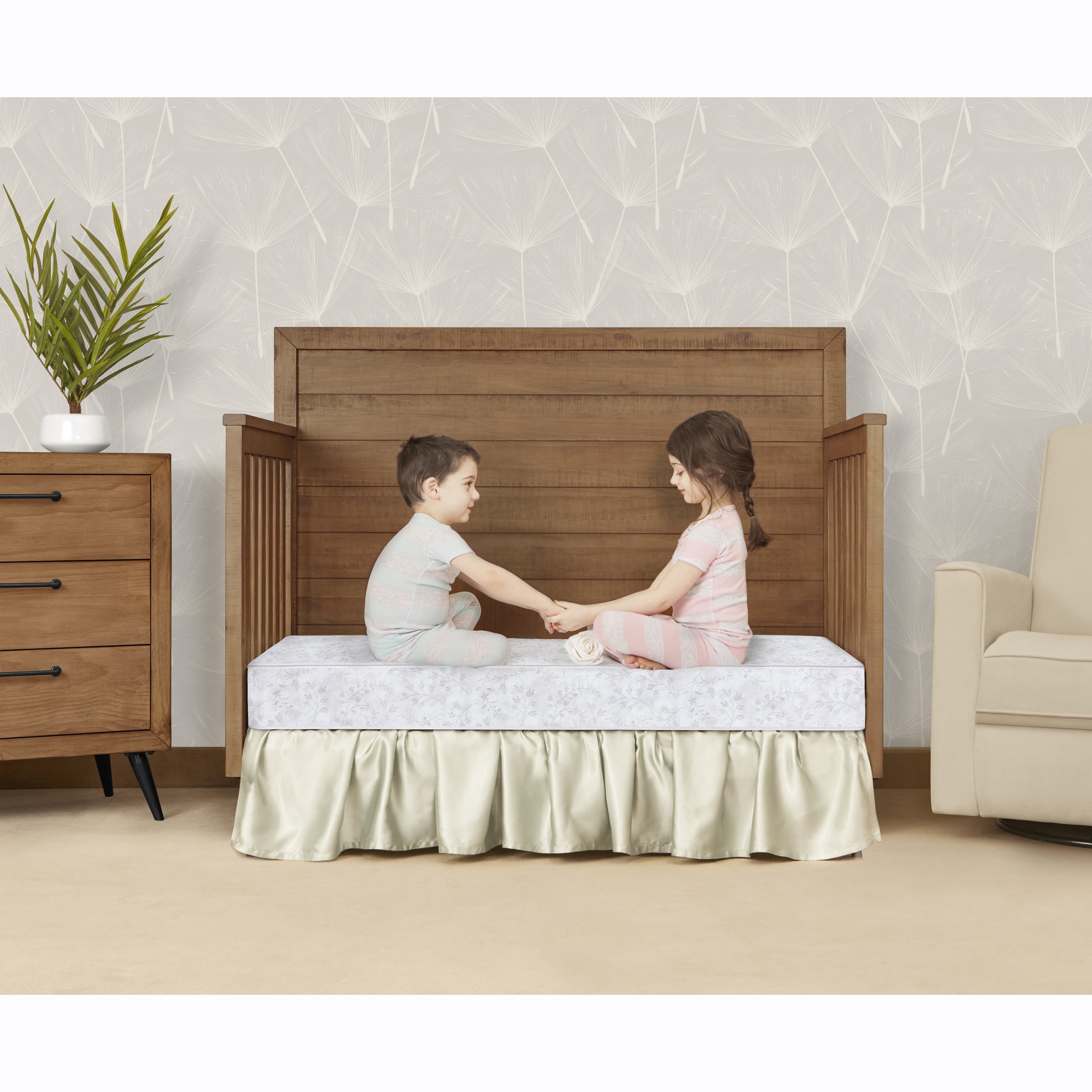 81-W-GREY_Rmscene_Kids_02